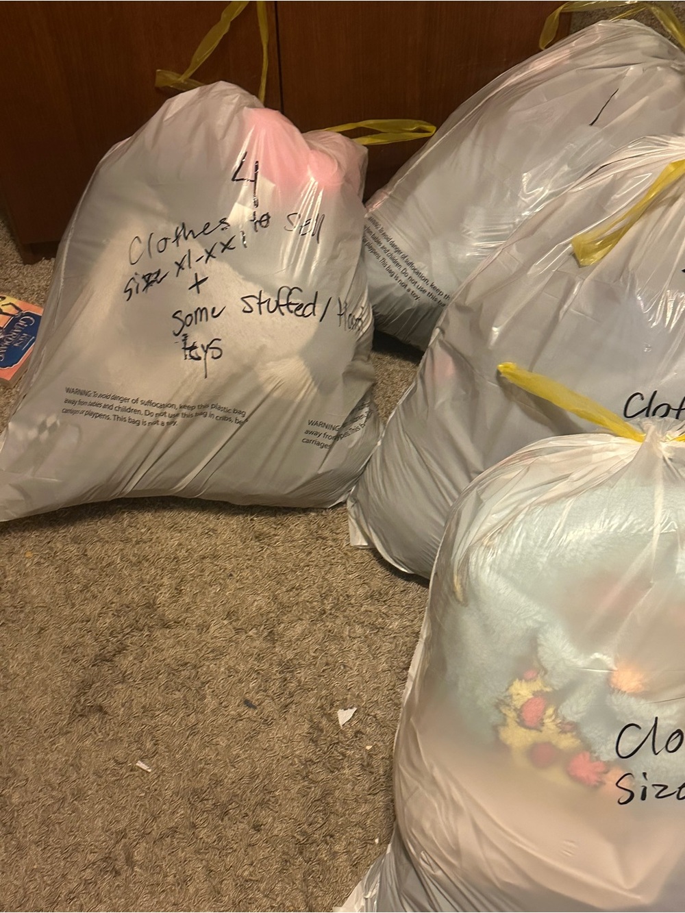 4 bags full with clothes xl-xxl